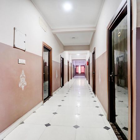 Super Townhouse Gida Near Rto Office Hotell Gorakhpur Exteriör bild